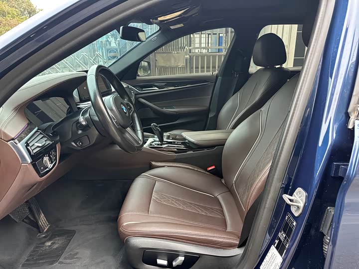 Фото 8 - BMW 5 Series