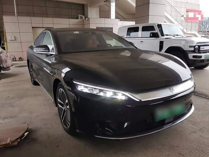 Фото 4 - BYD Han