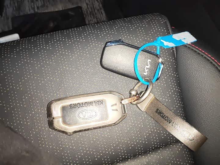 Фото 9 - Kia KX5