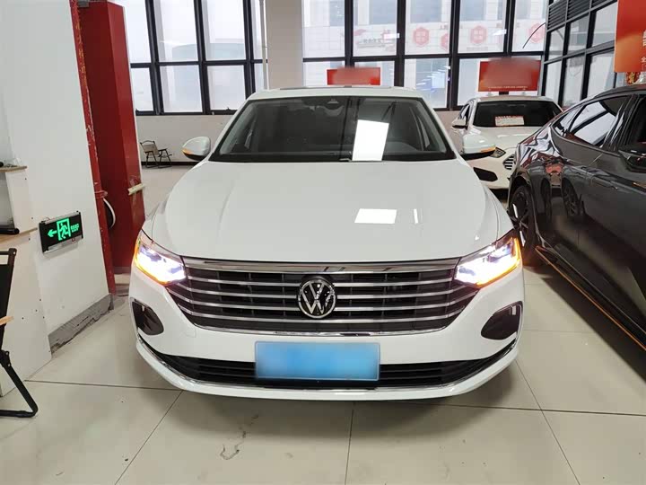 Фото 3 - Volkswagen Lavida