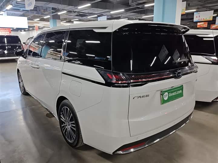 Фото 5 - GAC Trumpchi E8