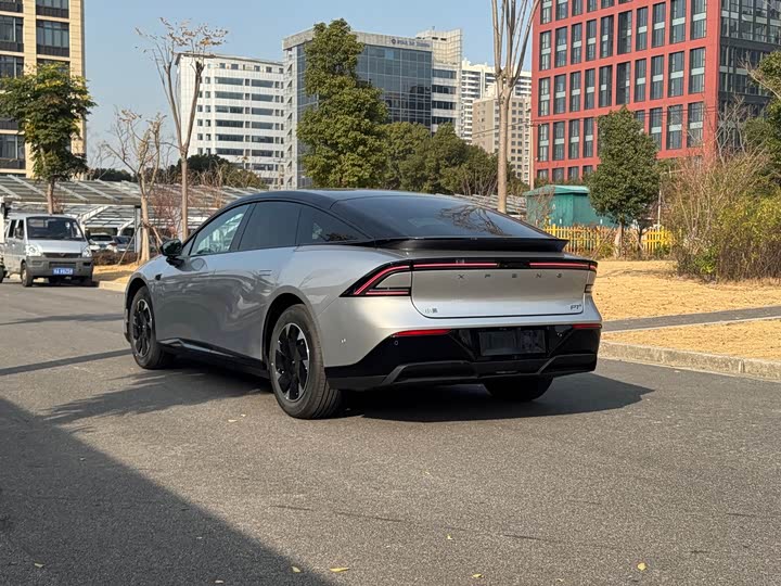 Фото 6 - XPeng F57