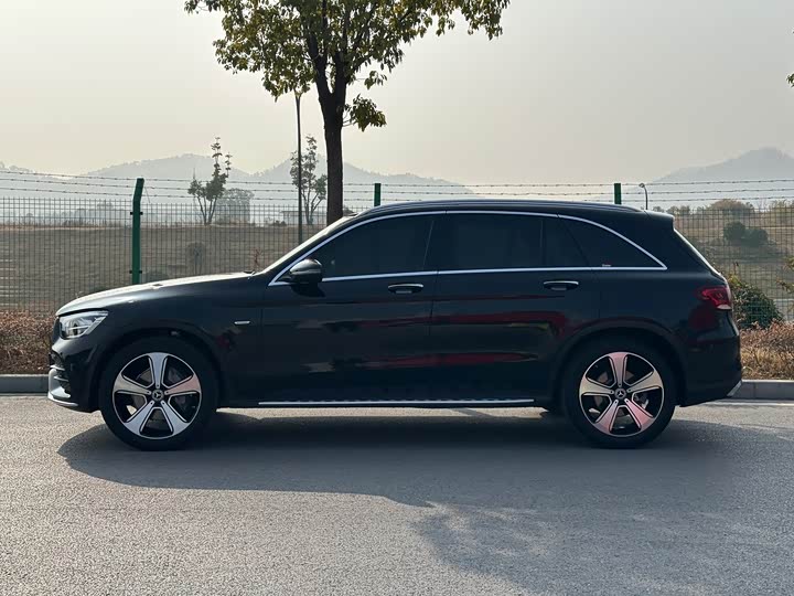 Фото 4 - Mercedes-Benz GLC-Class