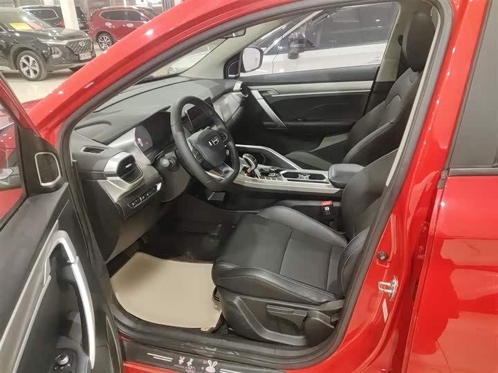 Фото 8 - Geely Coolray Hybrid