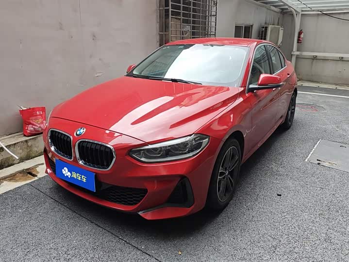 Фото 1 - BMW 1 Series