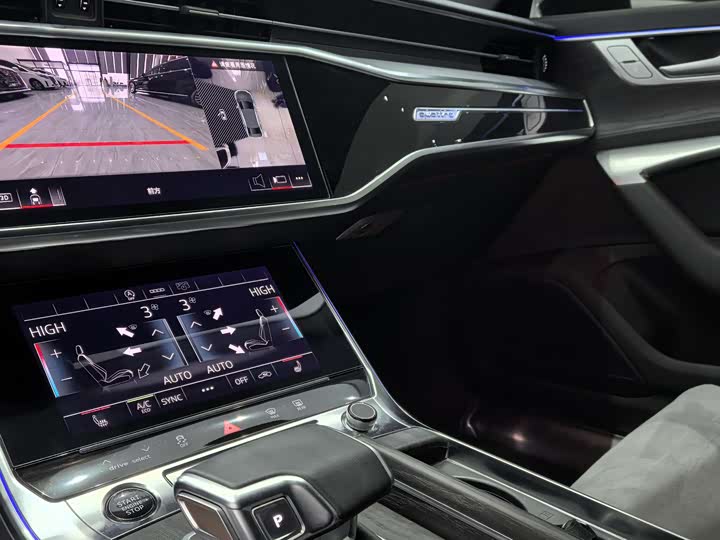 Фото 8 - Audi A6L