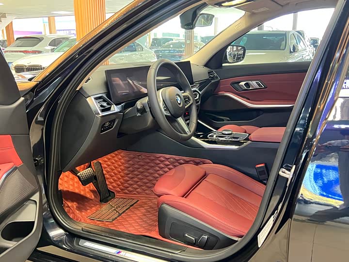 Фото 4 - BMW 3 Series