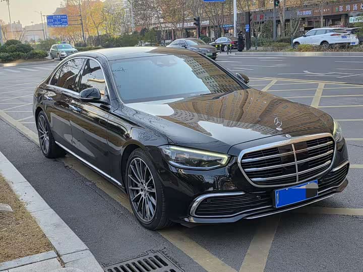 Фото 3 - Mercedes-Benz S-Class