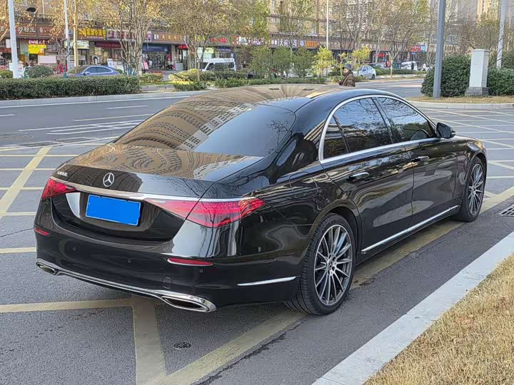 Фото 6 - Mercedes-Benz S-Class