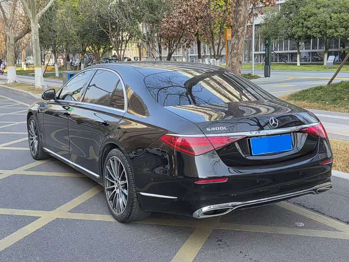 Фото 8 - Mercedes-Benz S-Class