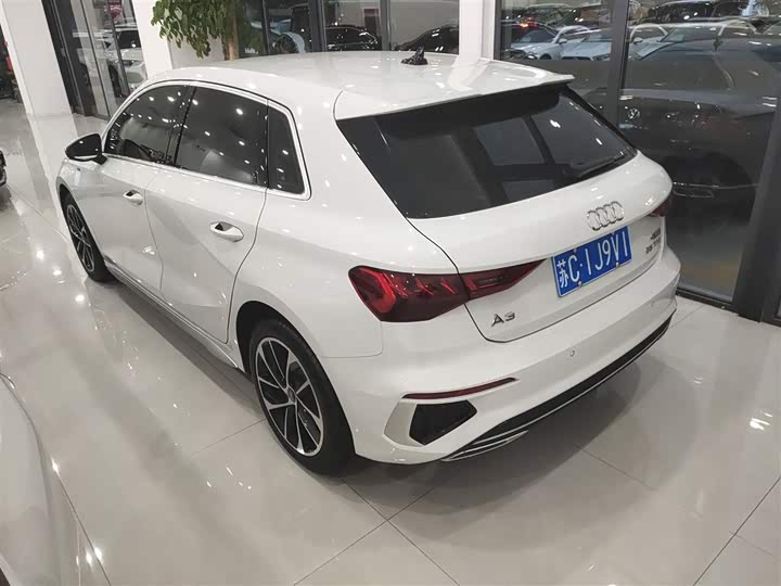 Фото 5 - Audi A3