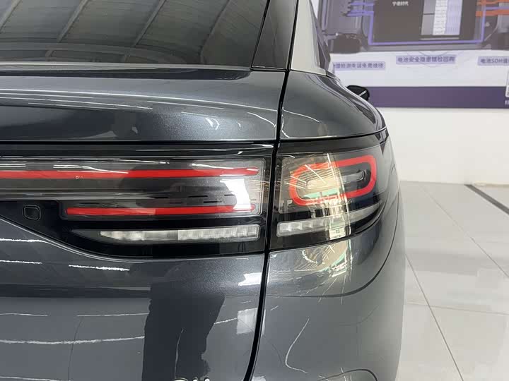 Фото 9 - Leapmotor C11