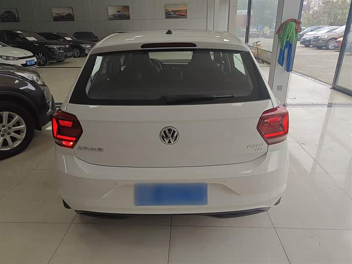 Фото 6 - Volkswagen Polo