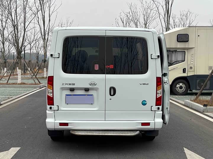 Фото 3 - Maxus V80