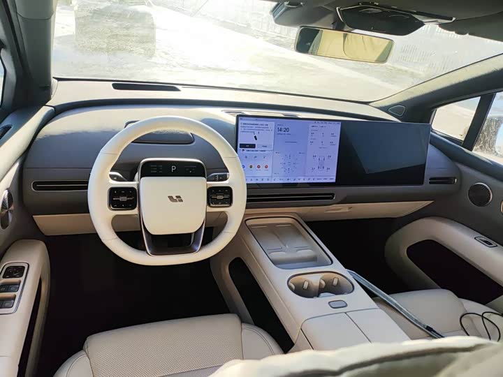 Фото 3 - LiXiang i6