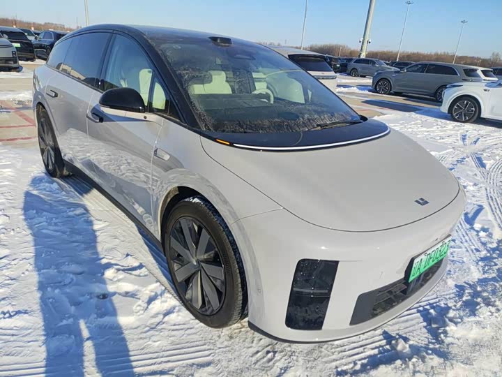 Фото 4 - LiXiang i6