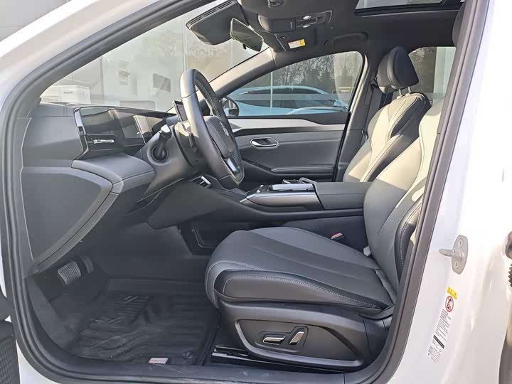 Фото 5 - BYD Qin L