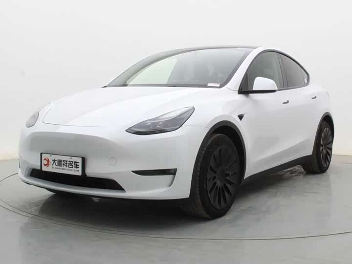 Фото 2 - Tesla Model Y
