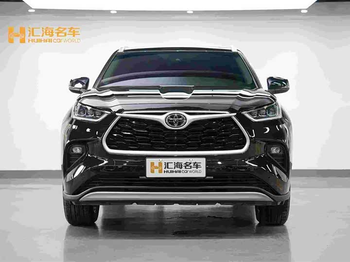 Фото 2 - Toyota Highlander