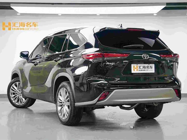 Фото 6 - Toyota Highlander