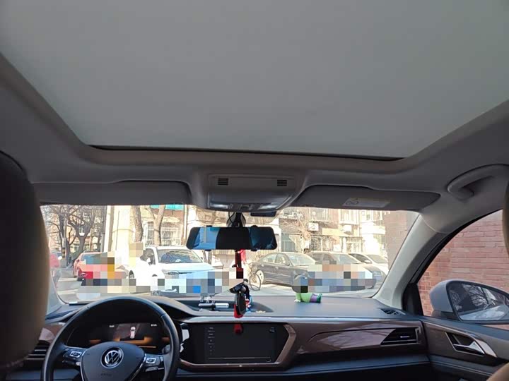 Фото 9 - Volkswagen Tharu