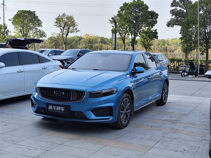 Фото 1 - Geely Preface