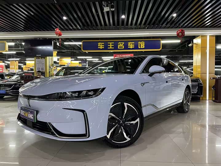 Фото 1 - Voyah Passion