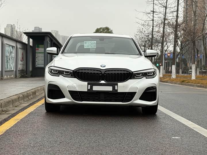 Фото 2 - BMW 3 Series