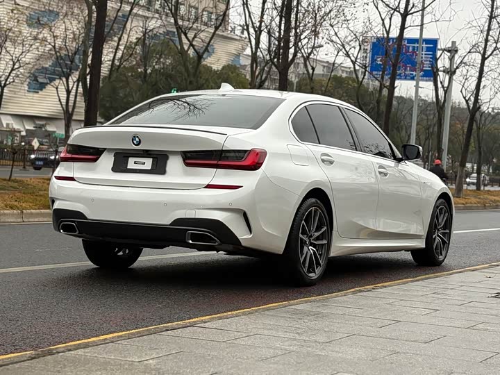 Фото 4 - BMW 3 Series