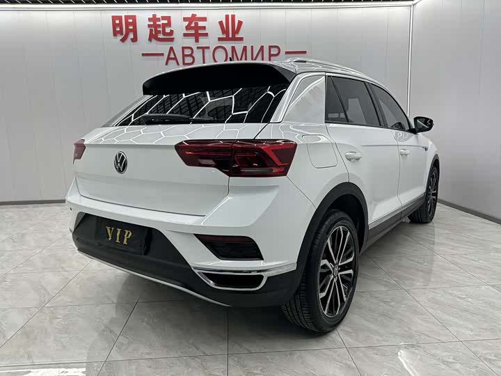 Фото 7 - Volkswagen T-Roc