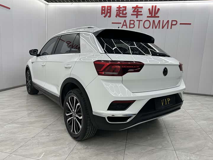 Фото 8 - Volkswagen T-Roc