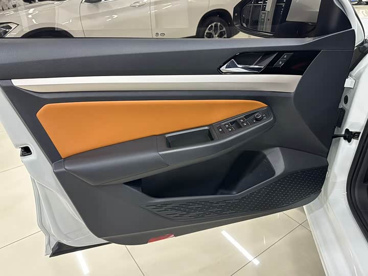 Фото 8 - Volkswagen Bora