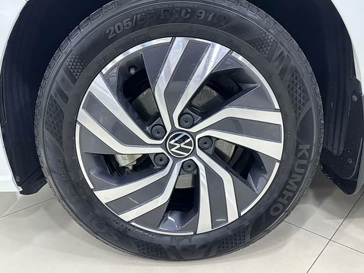 Фото 9 - Volkswagen Bora