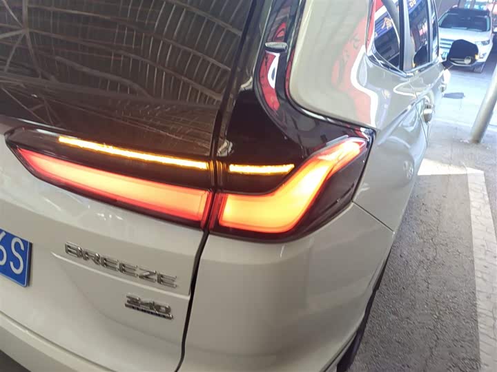 Фото 8 - Honda Breeze