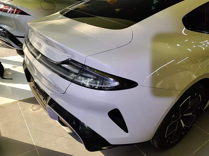 Фото 8 - Xiaomi SU7