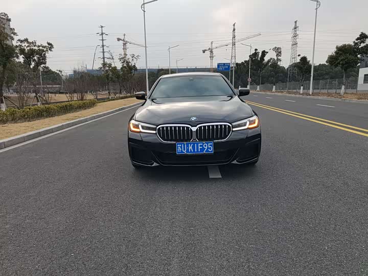 Фото 2 - BMW 5 Series