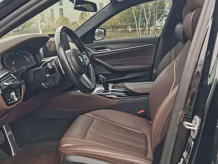 Фото 4 - BMW 5 Series