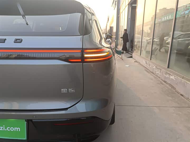 Фото 8 - Exeed Sterra ET