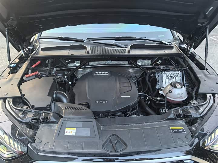 Фото 8 - Audi Q5L Sportback