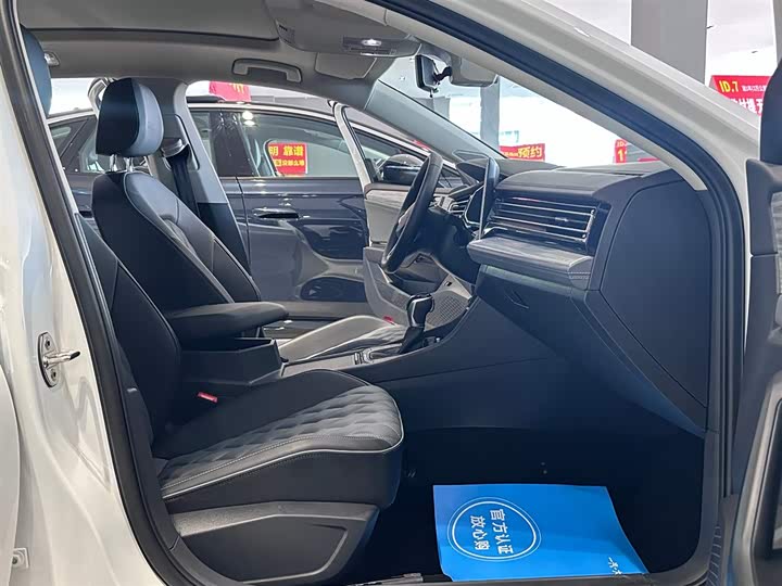 Фото 3 - Volkswagen Sagitar L