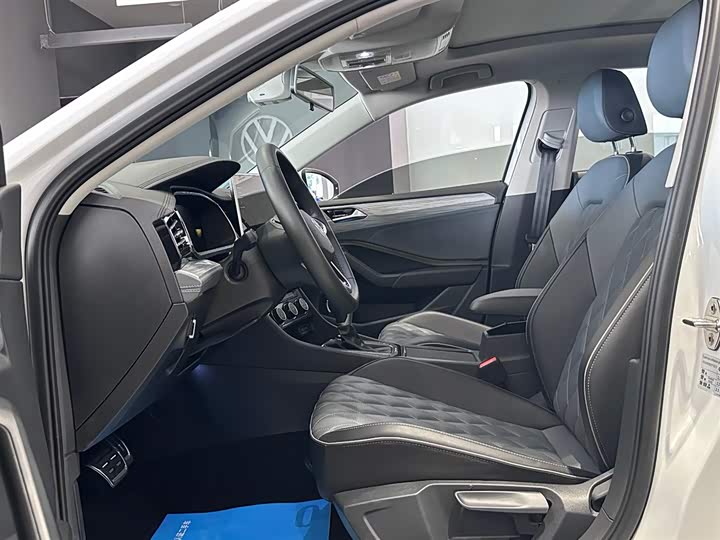 Фото 6 - Volkswagen Sagitar L