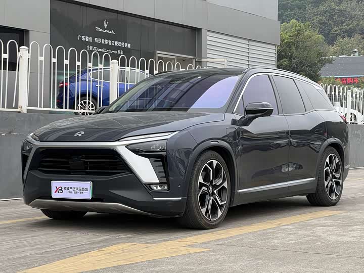 Фото 1 - Nio ES8