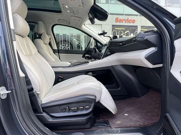 Фото 7 - Nio ES8