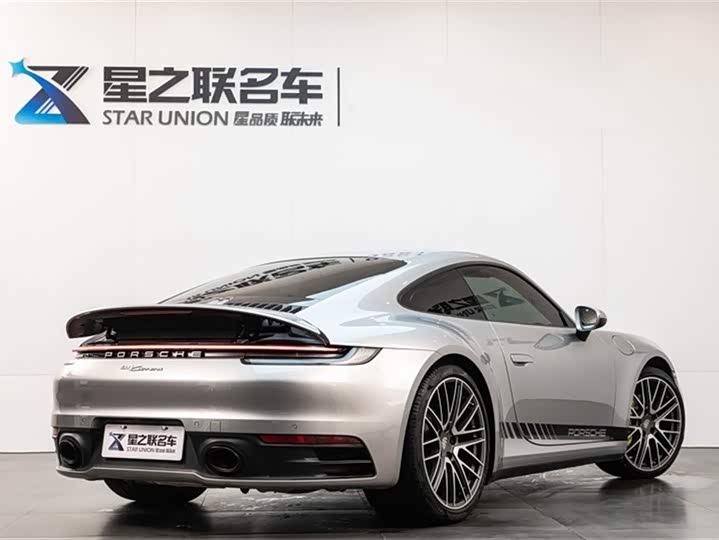 Фото 5 - Porsche 911