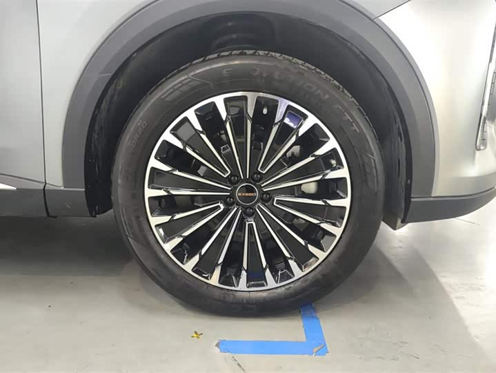 Фото 6 - Exeed RX C-DM Hybrid