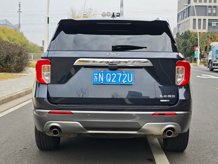 Фото 5 - Ford Explorer