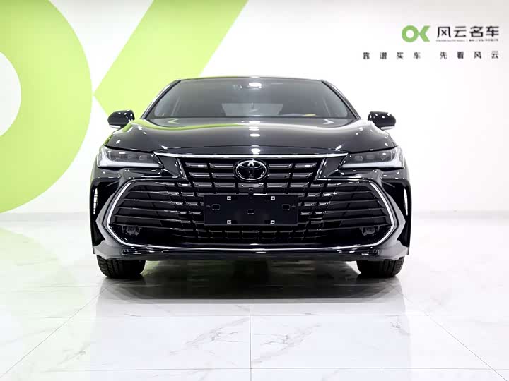 Фото 2 - Toyota Avalon