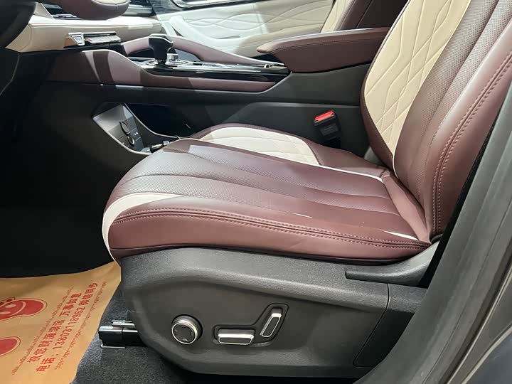 Фото 7 - Geely Monjaro