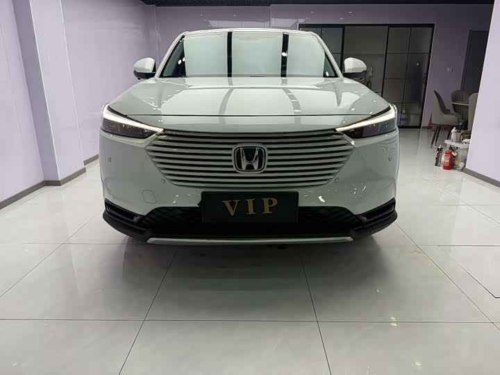 Фото 2 - Honda Vezel