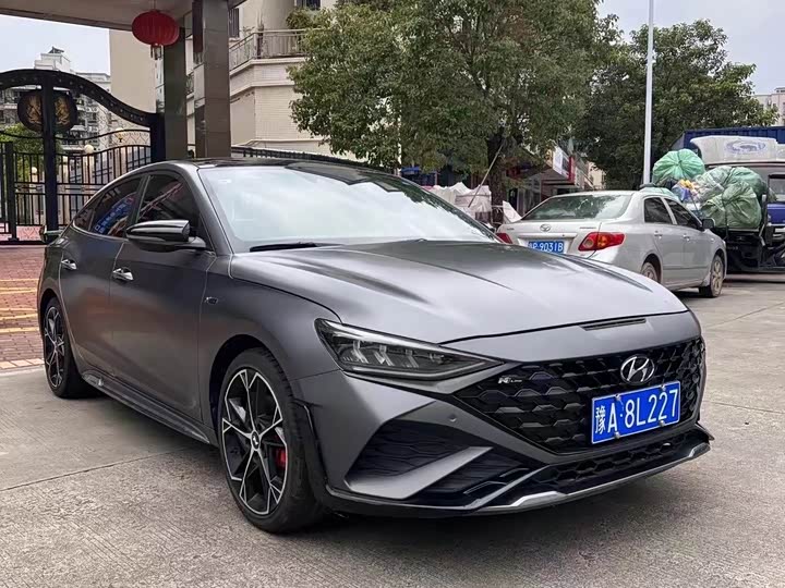 Фото 3 - Hyundai Lafesta